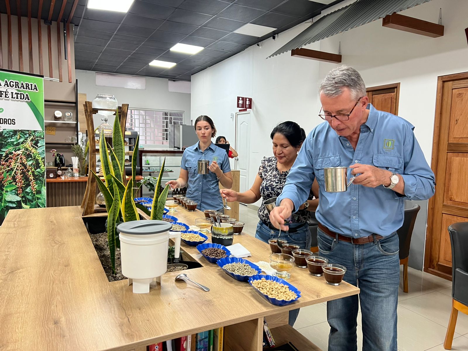 Cedros%20Café